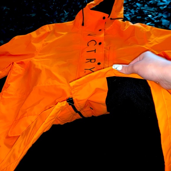 10DEEP MCMXCV ORANGE REFLECTIVE ZIPUP HOODIE - Picture 5 of 7